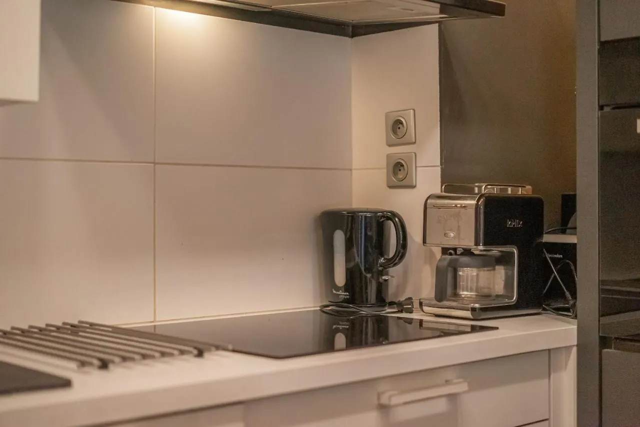 Belle Etoile Luxury Private Apartment メジェーヴ フランス