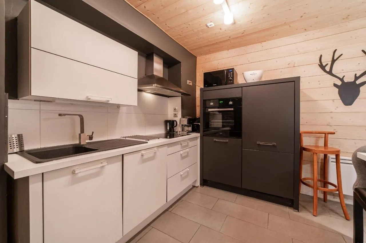 Belle Etoile Luxury Private Apartment メジェーヴ
